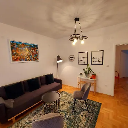 Apartment Ema Central 2 Novi Sad