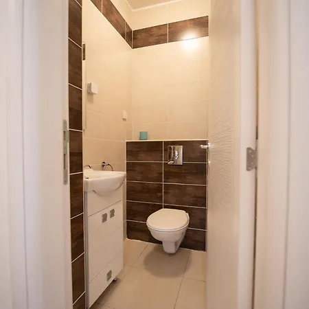 Ema Central 2 Apartment *